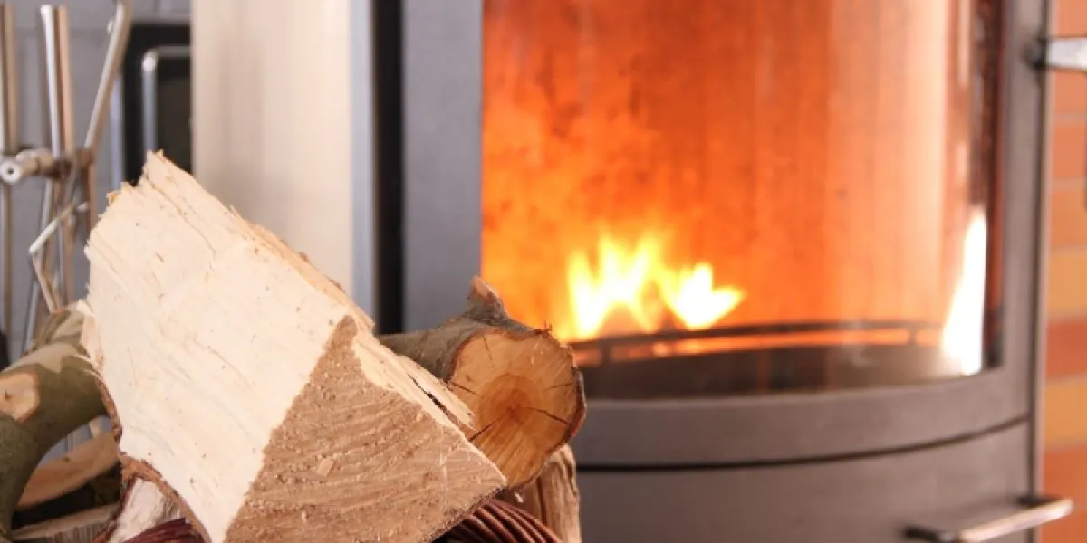 Comment installer un poêle à bois dans une maison sans conduit ?