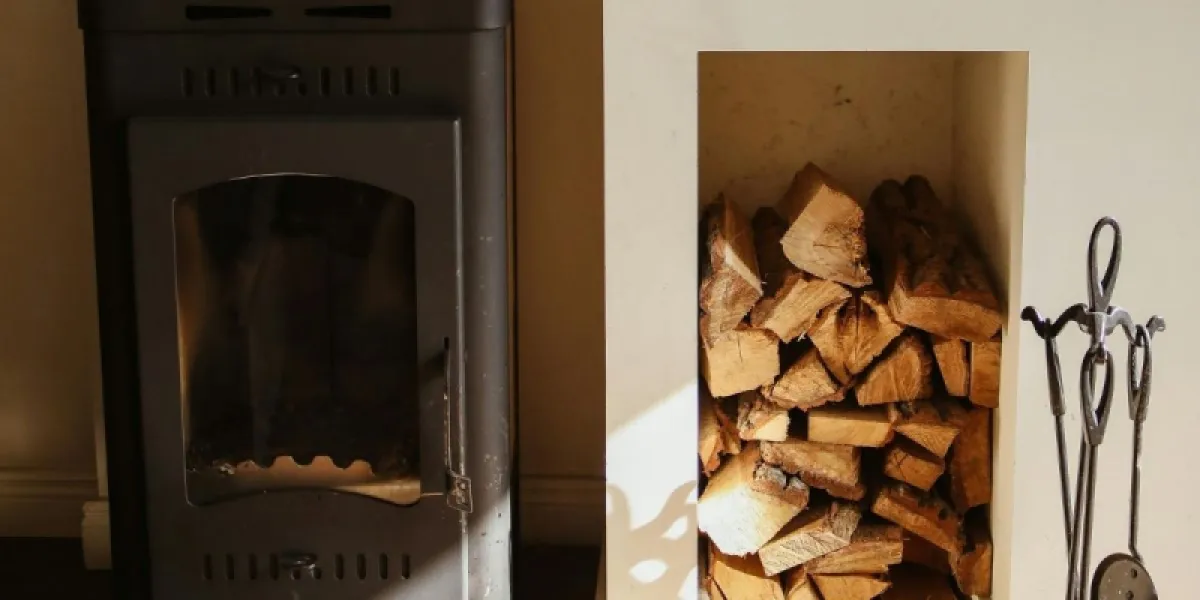 Comment recharger son poêle à bois ?